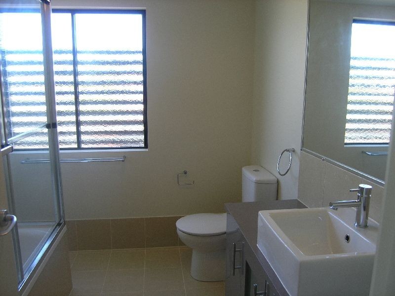 4/11 Dix Street, Redcliffe QLD 4020