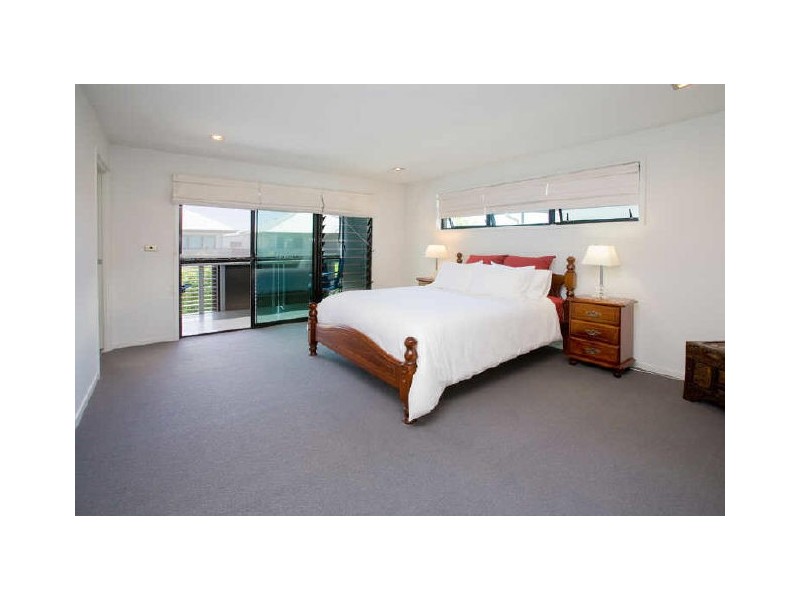 47 Shore Crescent, Bulimba QLD 4171