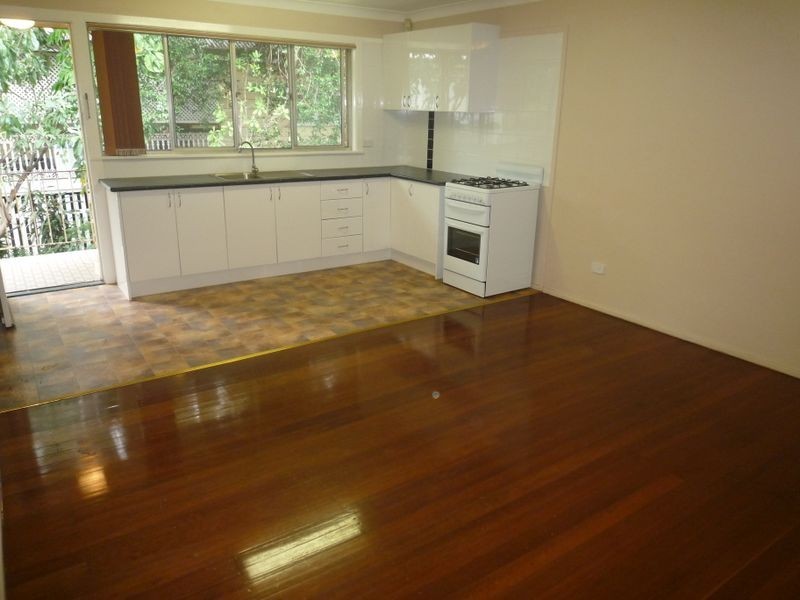2/41 Virginia Avenue, Hawthorne QLD 4171