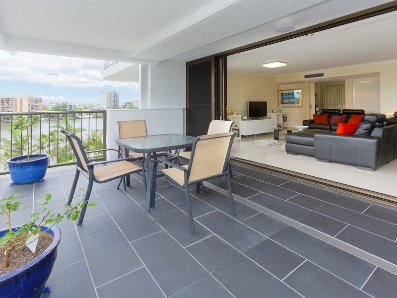 4/77 Cairns Street, Kangaroo Point QLD 4169