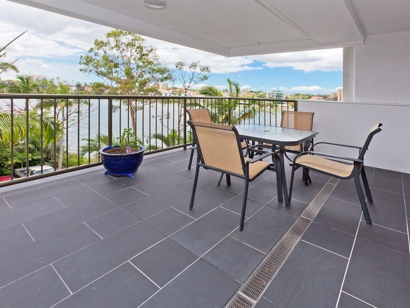 4/77 Cairns Street, Kangaroo Point QLD 4169