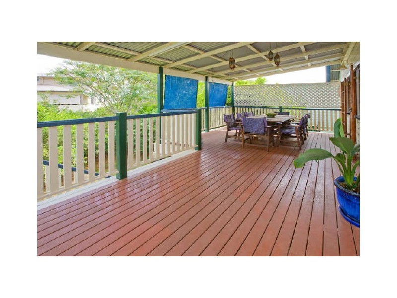 51 Moore Street, Morningside QLD 4170