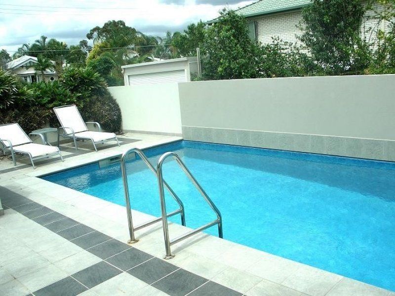 9/200 Riding Road, Hawthorne QLD 4171