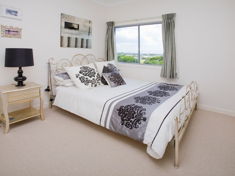 2/25 Princess Street, Bulimba QLD 4171