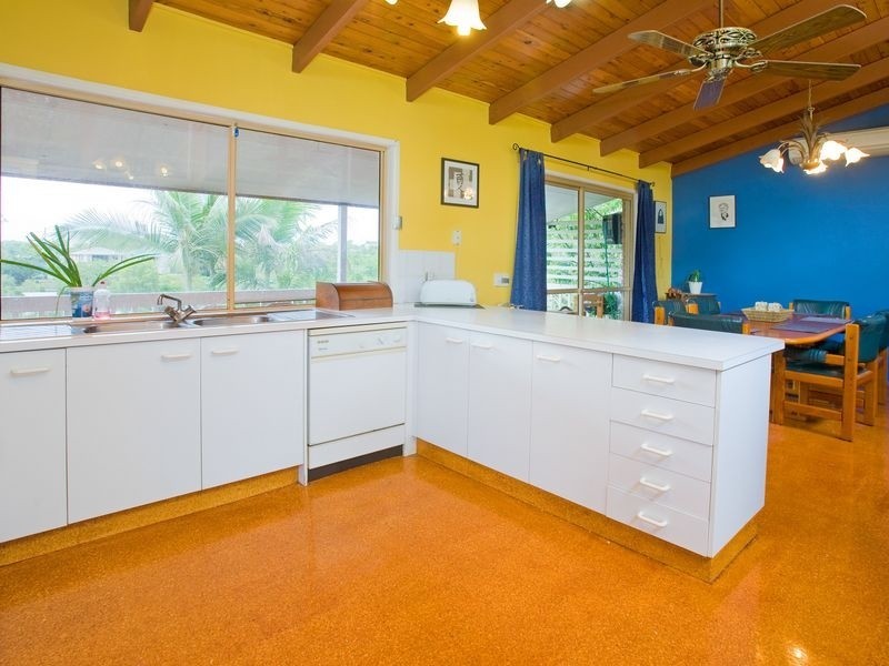 27 Suvla Street, Balmoral QLD 4171