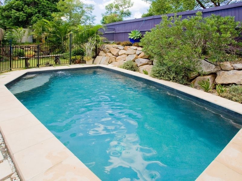 1 Yonga Street, Balmoral QLD 4171