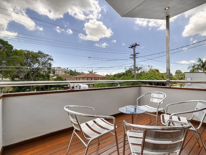 52 McConnell Street, Bulimba QLD 4171