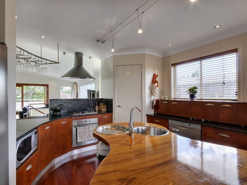 52 McConnell Street, Bulimba QLD 4171