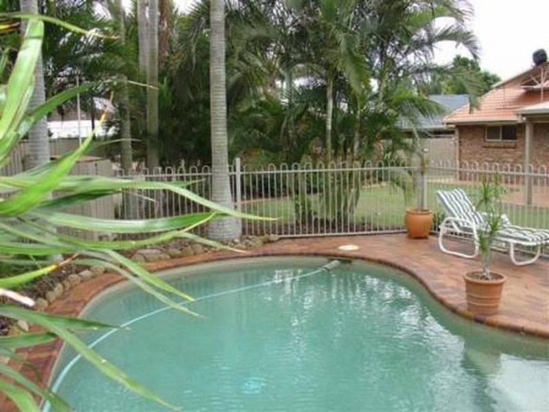 35 Calloway Place, Manly West QLD 4179