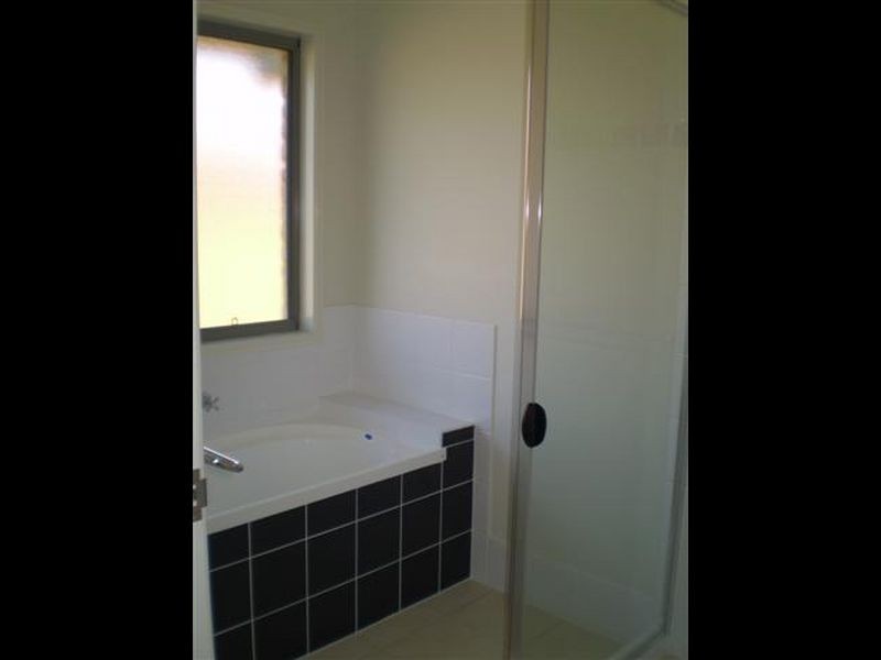 29 Ashmore Close, Marsden QLD 4132