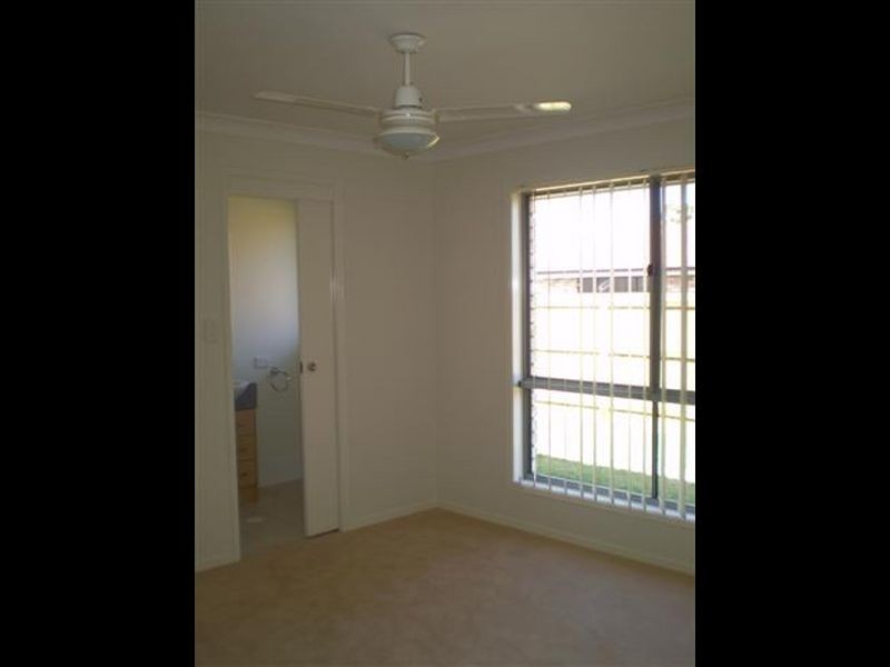 29 Ashmore Close, Marsden QLD 4132