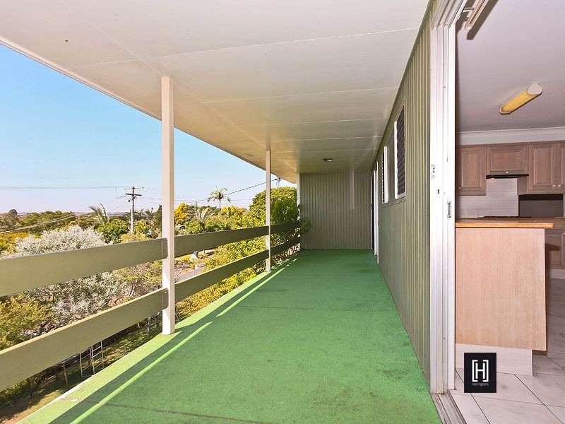 68 Mingera Street, Mansfield QLD 4122