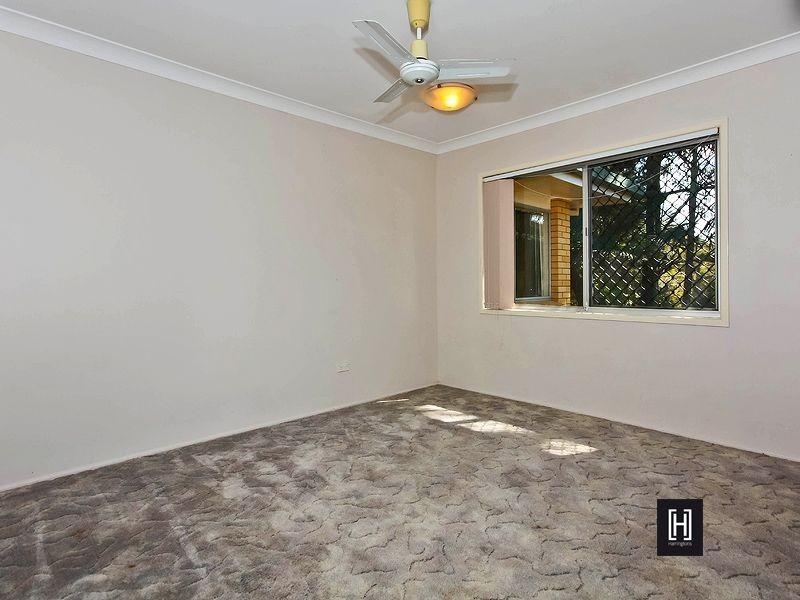 68 Mingera Street, Mansfield QLD 4122