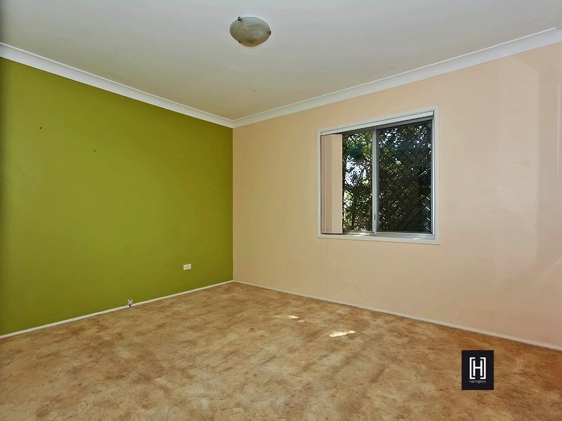 68 Mingera Street, Mansfield QLD 4122