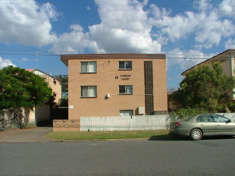 2/30 Elliot Street, Hawthorne QLD 4171