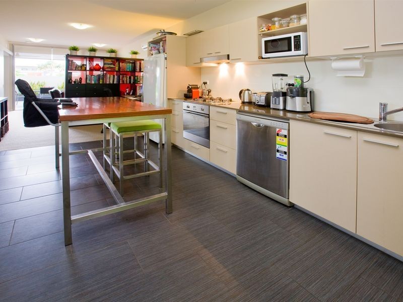 12/18 Riverbend Place, Bulimba QLD 4171