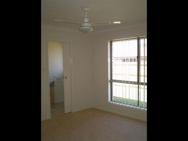 29 Ashmore Close, Marsden QLD 4132