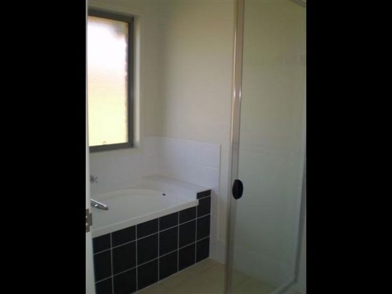 29 Ashmore Close, Marsden QLD 4132
