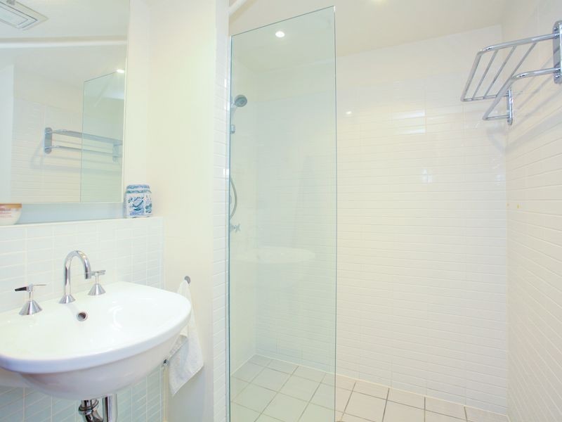 326/64 Macquarie Street, Newstead QLD 4006
