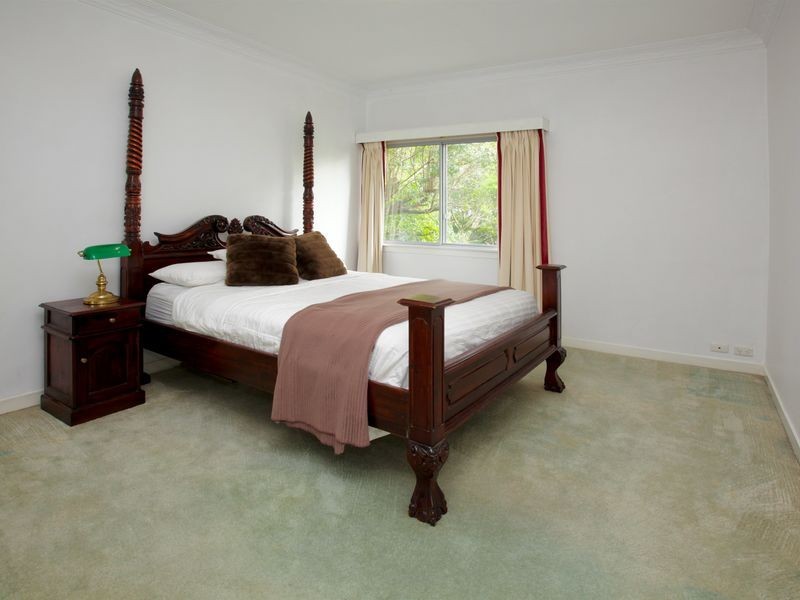 3 Love Street, Fairfield QLD 4103