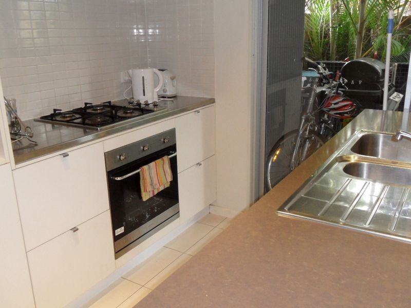 2/47 Addison Avenue, Bulimba QLD 4171
