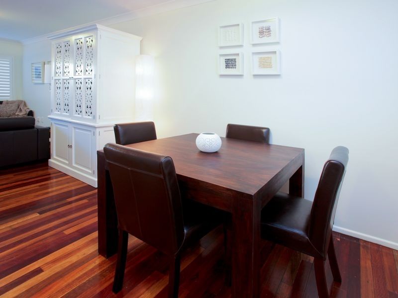 2/19 Lindsay Street, Hawthorne QLD 4171