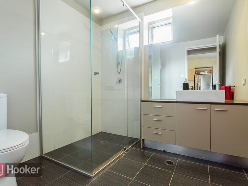 12/18 Riverbend Place, Bulimba QLD 4171