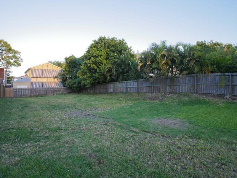 1 Scott Street, Hawthorne QLD 4171