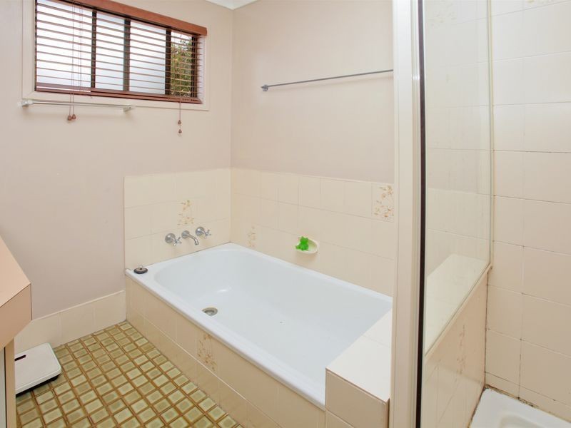 327 Riding Road, Balmoral QLD 4171