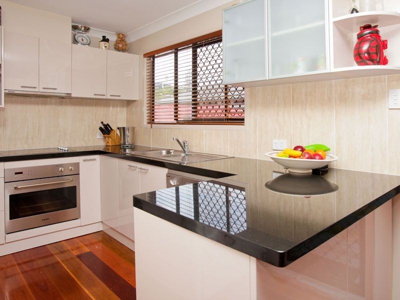 327 Riding Road, Balmoral QLD 4171