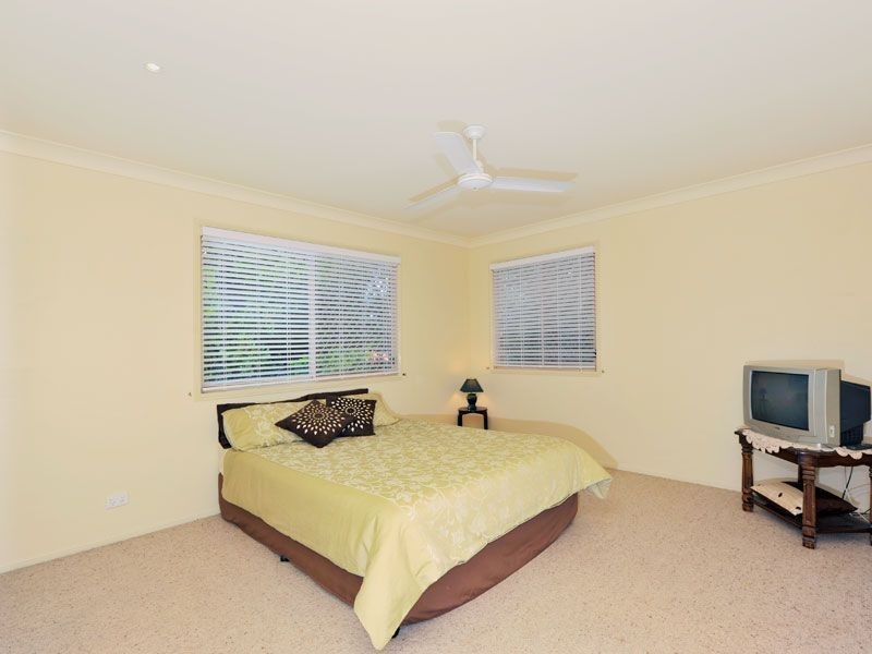 135 Coutts Street, Bulimba QLD 4171