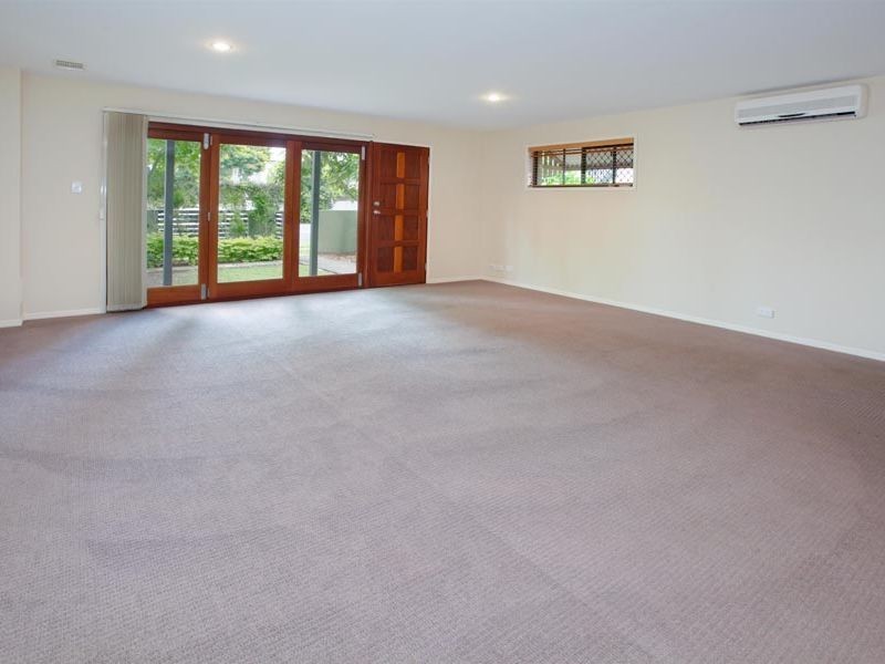 1/301 Hawthorne Road, Hawthorne QLD 4171