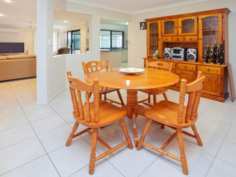 7 Ashmore Close, Marsden QLD 4132