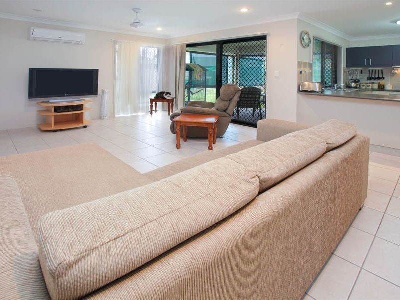 7 Ashmore Close, Marsden QLD 4132
