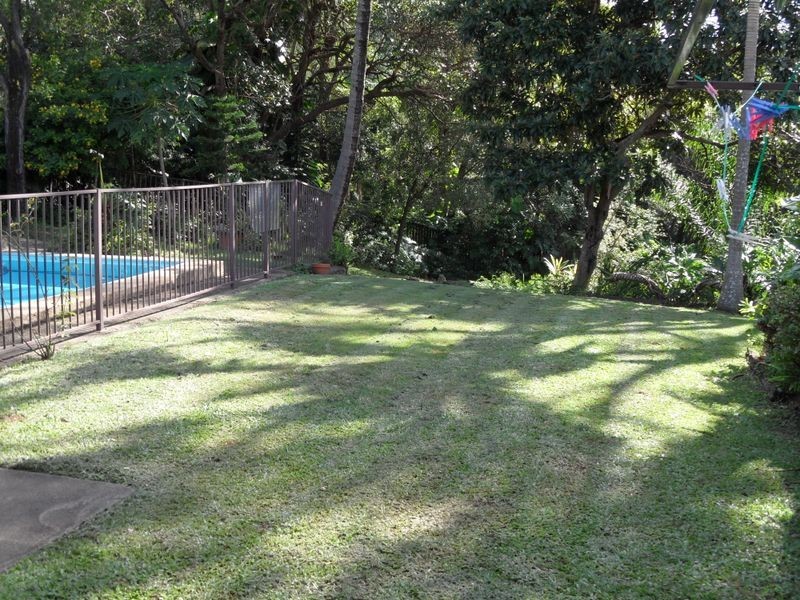 16 Taylor Street, Balmoral QLD 4171