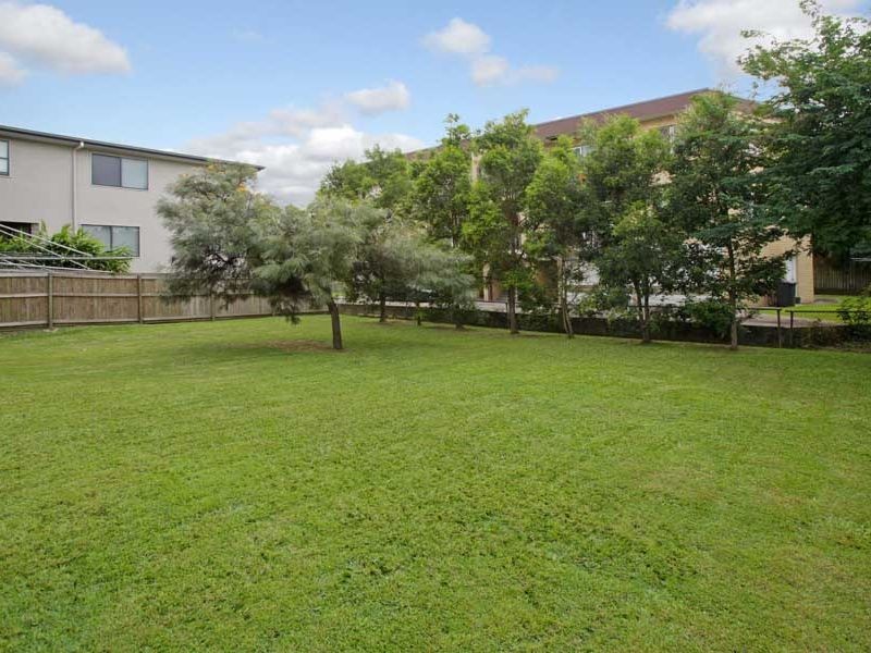 2/29 Carr Street, Bulimba QLD 4171