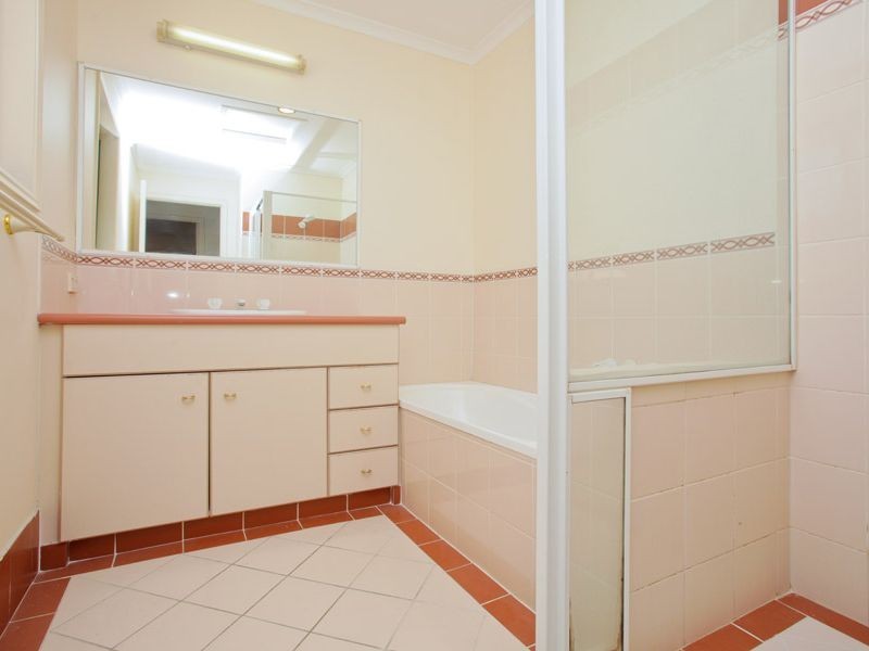 16/36 Andrew Street, Balmoral QLD 4171