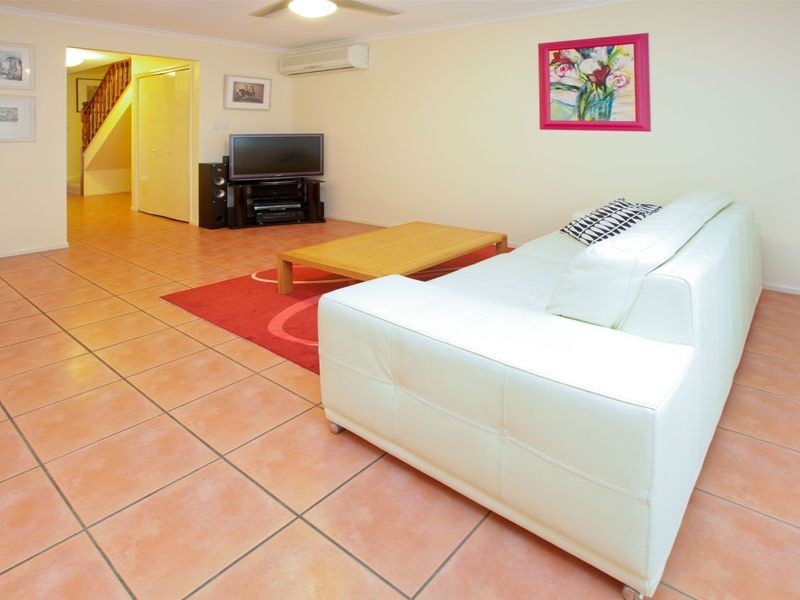 3/270 Riding Road, Balmoral QLD 4171