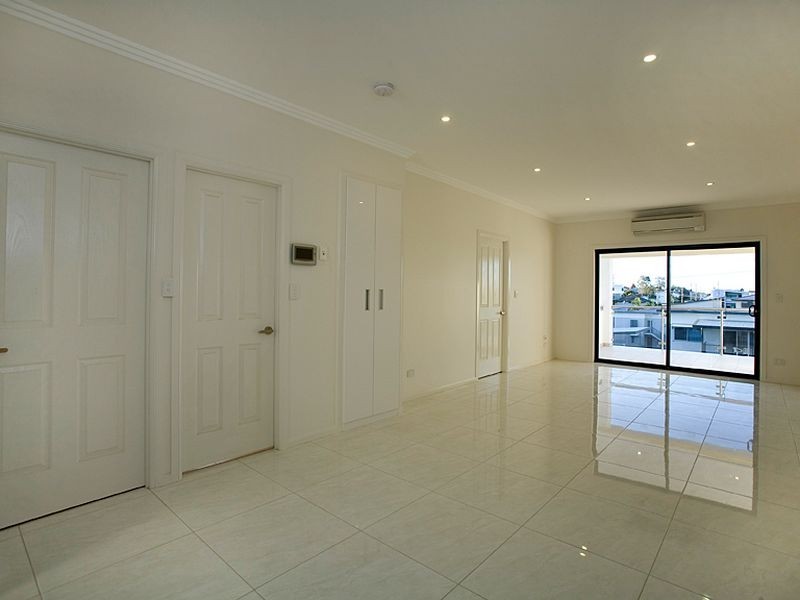 1/58 Moore Street, Morningside QLD 4170