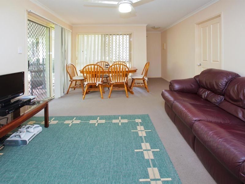 4/17 Hubert Street, Woolloongabba QLD 4102