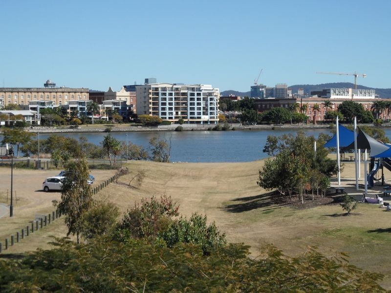 36/18 Riverbend Place, Bulimba QLD 4171