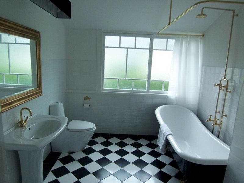 18 Harman Street, Manly QLD 4179