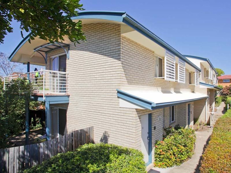 1/26 Yamboyna Street, Manly QLD 4179