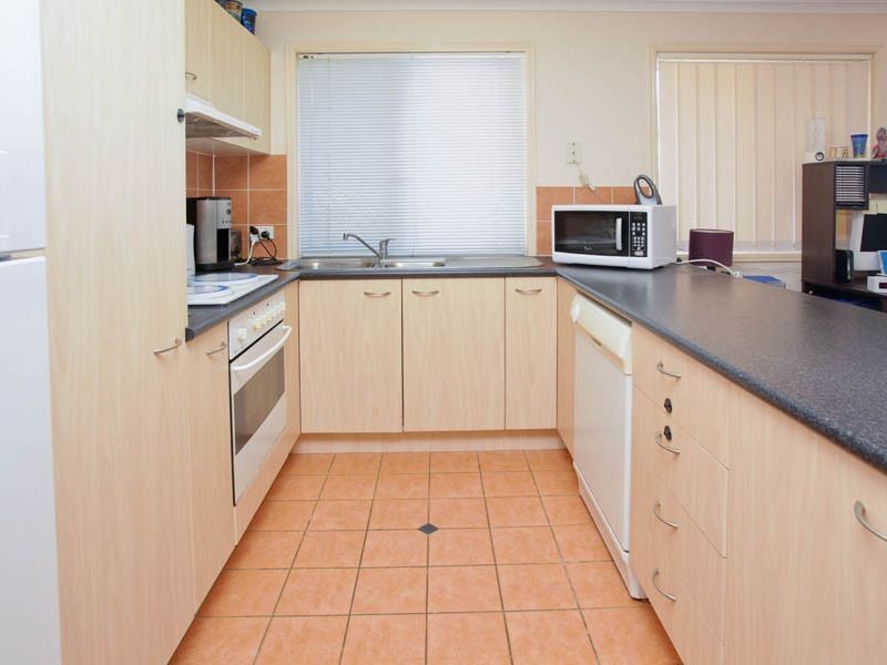 1/26 Yamboyna Street, Manly QLD 4179