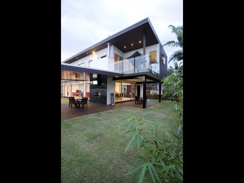 32 Banya Street, Bulimba QLD 4171