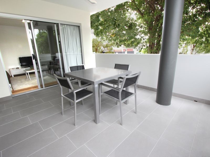 12 Barramul Street, Bulimba QLD 4171