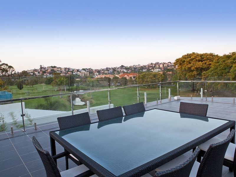 23 Bulimba Parade, Bulimba QLD 4171