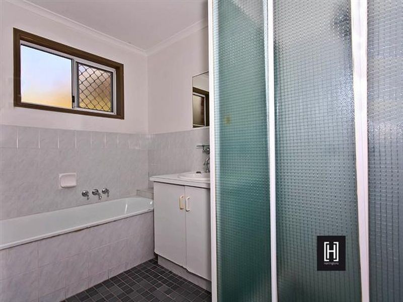3/13 Stephanie Court, Labrador QLD 4215