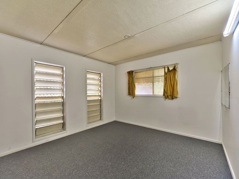 23 Adina Street, Norman Park QLD 4170