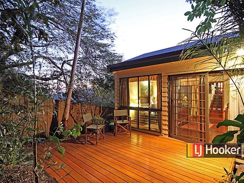 33 Wambool Street, Bulimba QLD 4171